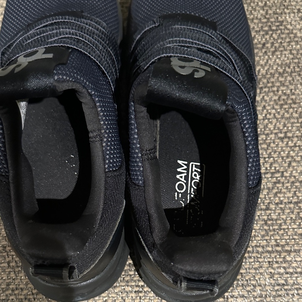 Adidas Men's Black Sneakers - Picture 9 of 11